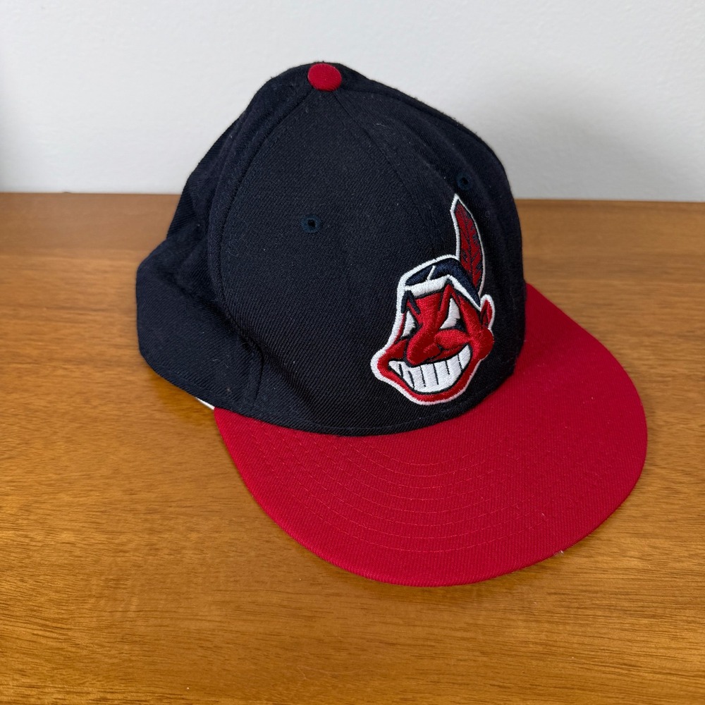 New Era 59FIFTY Cleveland Indians Chief Wahoo Hat Black Red Size 7 1/2 Fitted